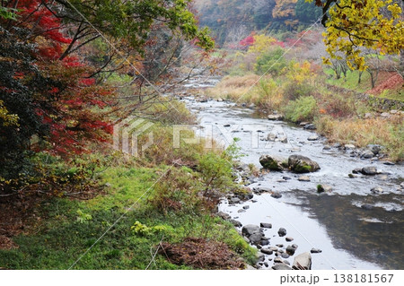 岡山県加賀郡吉備中央町　宇甘渓 138181567