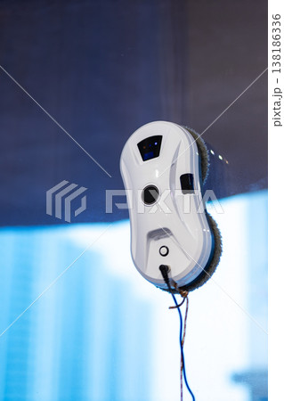Advanced autonomous window cleaning system utilizing circular brushes and reflective finishes Advanced autonomous window cleaning system utilizing circular brushes and reflective finishes 138186336