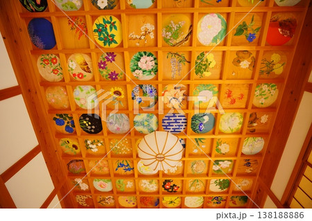 京都正寿院・ハートの窓がある客殿の天井天井画 京都正寿院・ハートの窓がある客殿の天井天井画 138188886