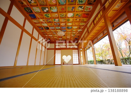 京都正寿院・ハートの窓と天井絵がある客殿 京都正寿院・ハートの窓と天井絵がある客殿 138188898