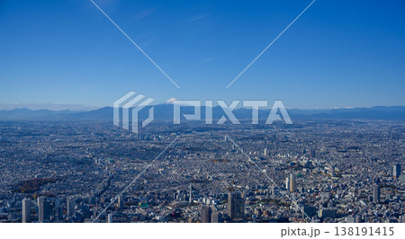 快晴の東京と遠くの富士山 快晴の東京と遠くの富士山 138191415