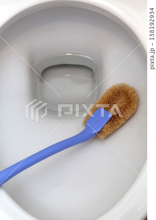 トイレ清掃 138192934