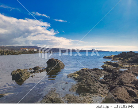 新潟県佐渡市　千畳敷からの日本海 138192940