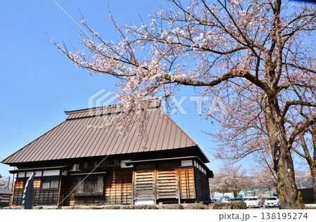 桜咲く新潟県南魚沼市六日町銭淵公園の春 桜咲く新潟県南魚沼市六日町銭淵公園の春 138195274