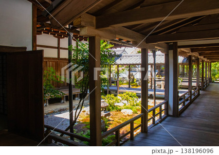 【京都風景】南禅寺(3) 輪廻の戒め伝える六道庭 【京都風景】南禅寺(3) 輪廻の戒め伝える六道庭 138196096