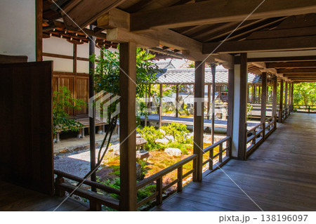 【京都風景】南禅寺(3) 輪廻の戒め伝える六道庭 【京都風景】南禅寺(3) 輪廻の戒め伝える六道庭 138196097