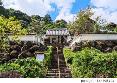 福岡県豊前市の真宗大谷派の寺院應因寺 福岡県豊前市の真宗大谷派の寺院應因寺 138196313