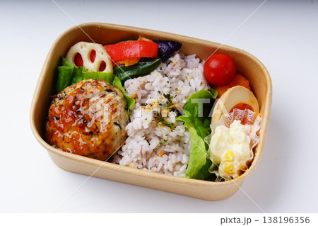 豆腐ハンバーグ弁当 豆腐ハンバーグ弁当 138196356