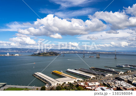 Panoramic view of San Francisco Bay and downtown skyline, USA Panoramic view of San Francisco Bay and downtown skyline, USA 138198084