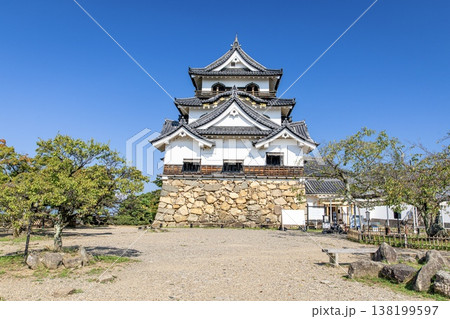 彦根市、国宝彦根城の現存天守 彦根市、国宝彦根城の現存天守 138199597