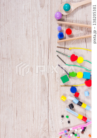 Accessories used to play or learn at school and preschool Accessories used to play or learn at school and preschool 138205381