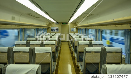 東海道新幹線100系普通車の車内 東海道新幹線100系普通車の車内 138207477