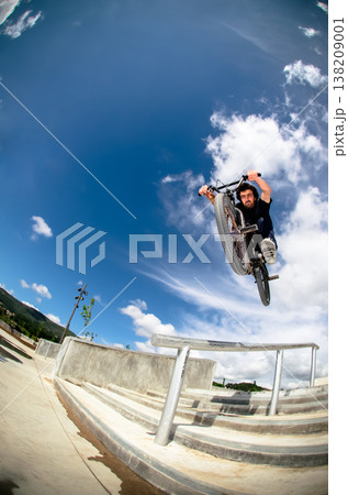 Bmx big air jump 138209001