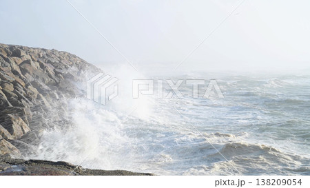 The sea rises to the seafront of Furadouro in Ovar 138209054