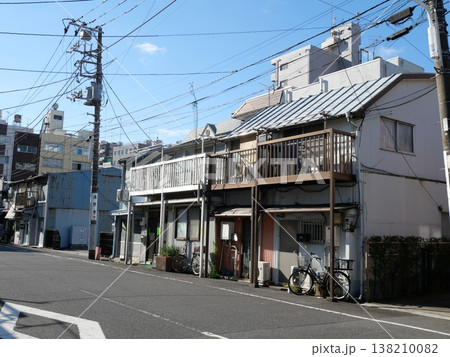 レトロな町並み レトロな町並み 138210082