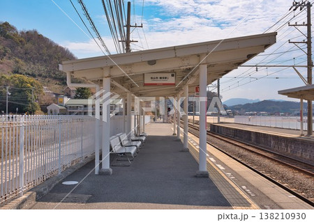 【梅津寺駅】瀬戸内海に一番近い駅 【梅津寺駅】瀬戸内海に一番近い駅 138210930