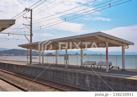 【梅津寺駅】瀬戸内海に一番近い駅　 138210931