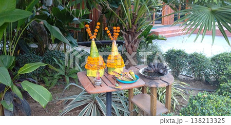 ルアンパバーンのお供え物【ラオス】 138213325