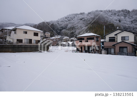 吾妻山麓の雪景色 鶴巻の冬景色 吾妻山麓の雪景色 鶴巻の冬景色 138213501