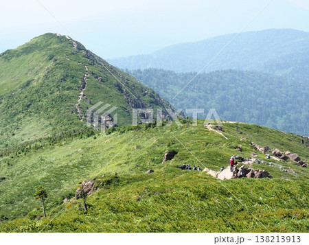 至仏山　登山　人 138213913
