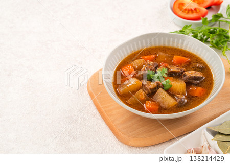 牛肉 ビーフ 煮込み 138214429