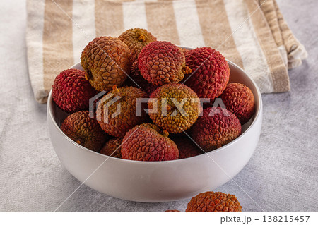 Sweet juicy tropical lychee fruit Sweet juicy tropical lychee fruit 138215457