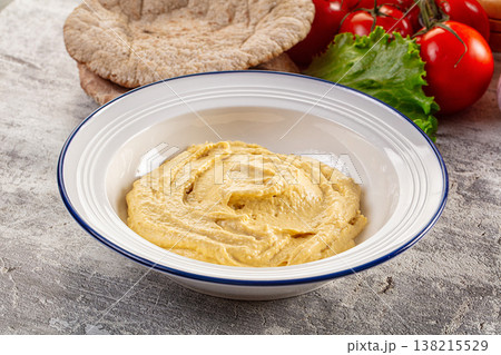 Arabic chickpea hummus with pita Arabic chickpea hummus with pita 138215529