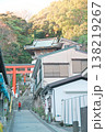 江の島の参道 138219267