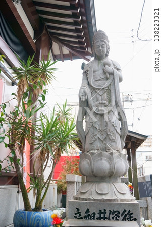 亀岳林万松寺にある御深井観音像 亀岳林万松寺にある御深井観音像 138223321