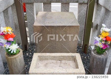 亀岳林万松寺　仏足石 138223450