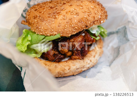 チキンバーガー チキンバーガー 138226513