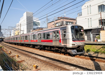 東急東横線 5000系 元町・中華街⇔渋谷方面 東急東横線 5000系 元町・中華街⇔渋谷方面 138229404