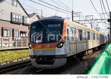 東急東横線　乗り入れ　東京メトロ 副都心線17000系　元町・中華街⇔和光市 138231988