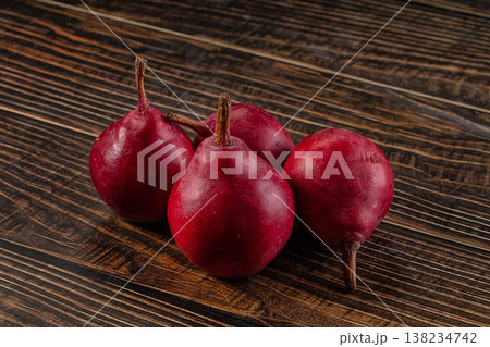 Sweet fresh ripe Red Pear Sweet fresh ripe Red Pear 138234742