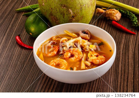 Thai spicy Tom Yam soup with prawn 138234764
