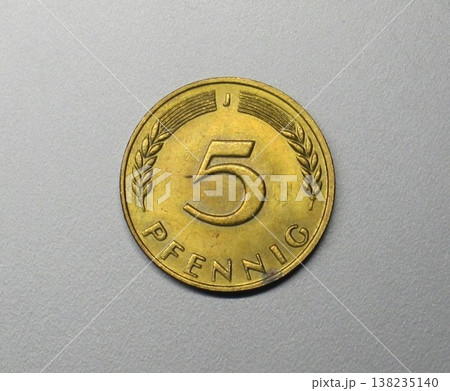 ドイツで1971年に発行された5ペニヒ硬貨 138235140