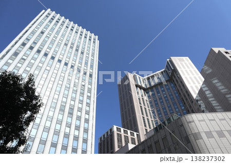 横浜駅前の風景 138237302