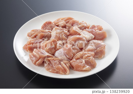 鶏もも肉 鶏もも肉 138239920