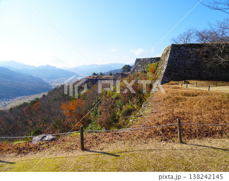 竹田城（兵庫県朝来市）2025年12月撮影 138242145