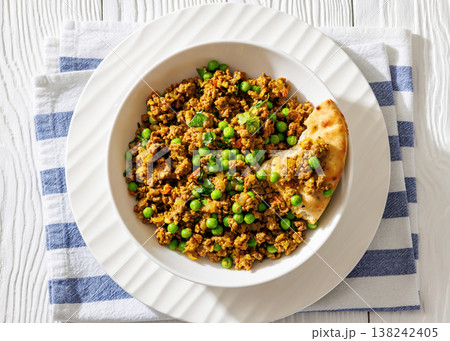 keema matar with minced meat, peas and naan 138242405