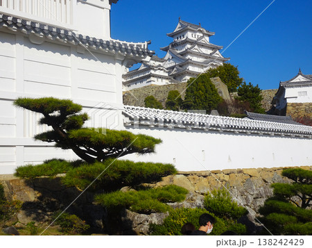 姫路城(兵庫県姫路市)2025年11月撮影 姫路城(兵庫県姫路市)2025年11月撮影 138242429