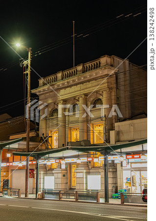 日本　京都の四条河原町の夜景　祇園 138242498