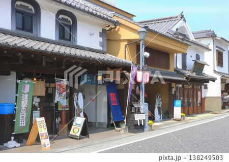 豆田町・御幸通り（伝統的建造物群保存地区・日田市） 138249503
