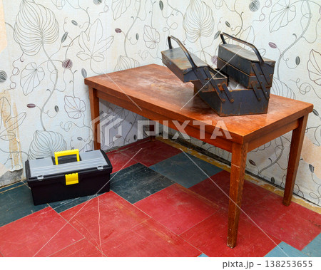toolbox on the floor toolbox on the floor 138253655