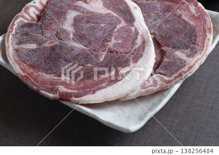 北海道名物のラム肉スライス 北海道名物のラム肉スライス 138256484