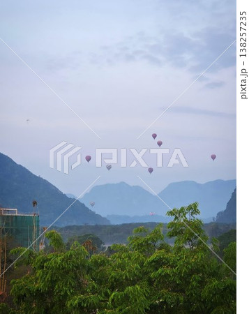 number of hot air balloons number of hot air balloons 138257235