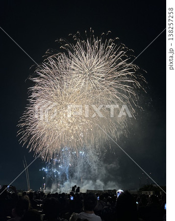 第50回江戸川花火大会の打ち上げ花火 138257258