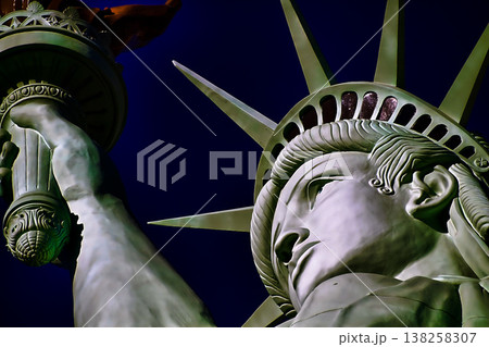 アメリカ 自由の女神像 海外旅行 アメリカ 自由の女神像 海外旅行 138258307