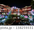ライトアップされた夜の豫園 138259331