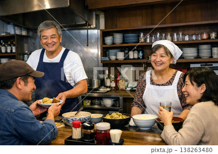 大衆食堂の夫婦 大衆食堂の夫婦 138263480